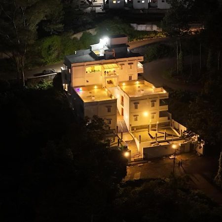 Hotel Peppers يركواد المظهر الخارجي الصورة
